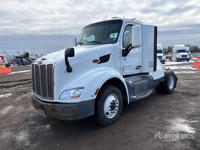 2016 Peterbilt 579 4x2 S/A Day Cab Truck Tractor
