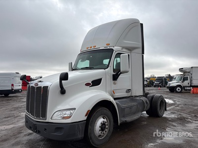2017 Peterbilt 579 4x2 S/A Dagcabine Trekker