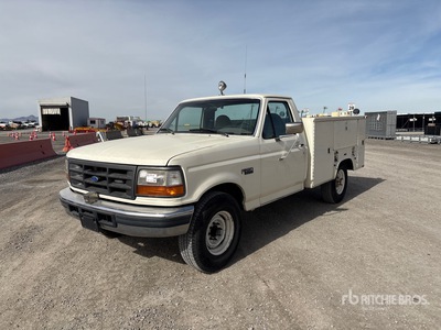 1997 Ford F-250 4x2 ユーティリティトラック