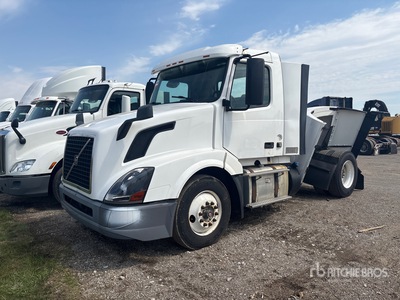 2018 Volvo VNL 4x2 S/A Day Cab Truck Tractor