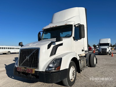 2016 Volvo VNL 4x2 S/A Day Cab Truck Tractor