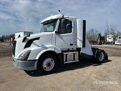 2018 Volvo VNL 4x2 Cabeza Tractora Cabina Corta