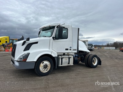 2017 Volvo VNL 4x2 تراكتور شاحنة (أحادي المحور)