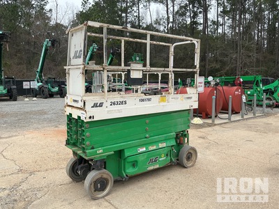 2017 JLG 2632ES Scissor Lift
