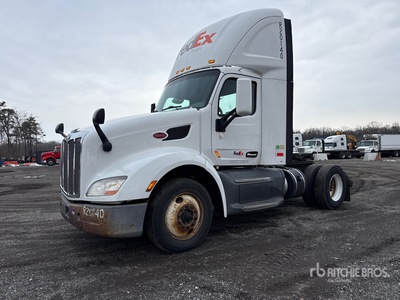 2018 Peterbilt 579 4x2 S/A Day Cab Truck Tractor