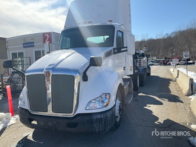2016 Kenworth T680 S/A Dagcabine Trekker
