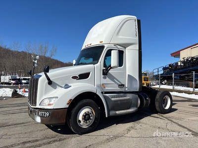2016 Peterbilt 579 4x2 S/A Dagcabine Trekker