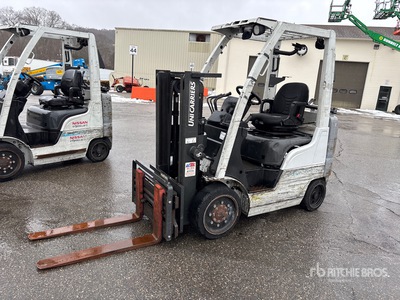 2013 Nissan CF40LP 4000 lb Pneumatic Tire Forklift