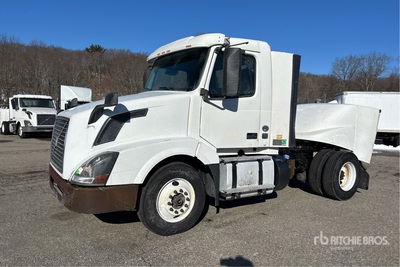 2018 Volvo VNL42T 4x2 2-Achs Sattelzugmaschine