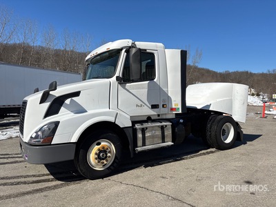 2018 Volvo VNL42T 4x2 2-Achs Sattelzugmaschine