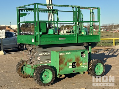 2017 Skyjack SJ6832 RT Diesel 4x4 Podnośnik nożycowy