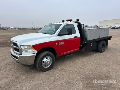 2015 Ram 3500 4x4 شاحنة مسطحة