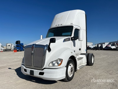 2015 Kenworth T680 4x2 Cabeza Tractora Cabina Corta