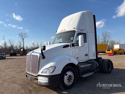 2016 Kenworth T680 4x2 Day Cab Truck Tractor