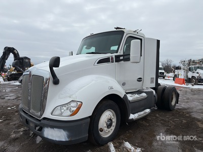 2016 Kenworth T680 4x2 S/A Day Cab Truck Tractor