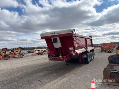 2019 East Manufacturing 28 ft Quad/A Remolque banera