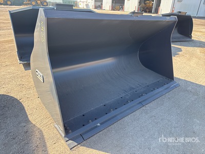 Develon 112 in 4.5 cyd General Purpose Wheel Loader Bucket - Fits Develon CM0450YDX11412 (Unused)