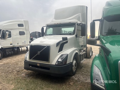 2016 Volvo VNL 4x2 S/A Day Cab Truck Tractor
