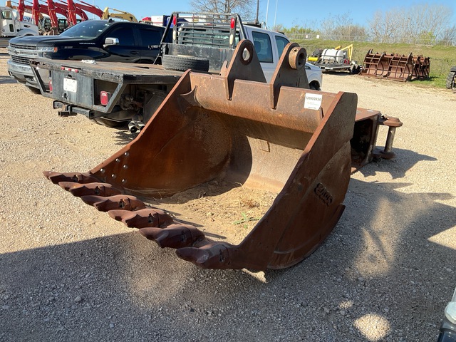 Esco 60 in Digging Excavator Bucket - Fits Cat 320D