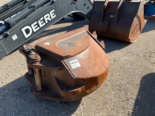 Cat 30 in V-Ditching Excavator Bucket
