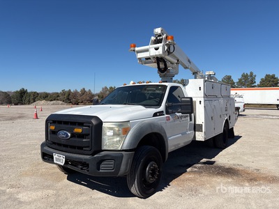 Altec AT235 35 ft on 2011 Ford F-450 4x2 Bucket Truck