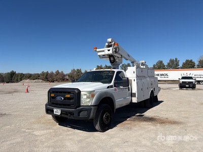 Altec AT235 35 ft on 2011 Ford F-450 4x2 Bucket Truck