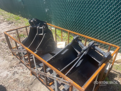 Quantity of (4) Quantity of 4 Different size excavator buckets