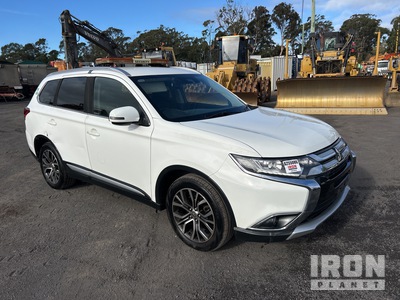2017 Mitsubishi Outlander AWD Véhicule utilitaire sport