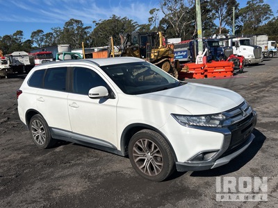 2017 Mitsubishi Outlander AWD Véhicule utilitaire sport