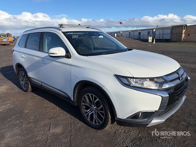 2017 Mitsubishi Outlander 2WD SUV