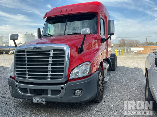 1FUJGLDV6JLJV0999 Freightliner Cascadia 125 Photo 1