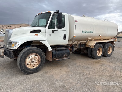 2007 International 7400 6x4 Water Truck