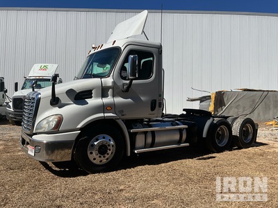 2012 Freightliner CA113 6x4 T/A Day Cab Truck Tractor