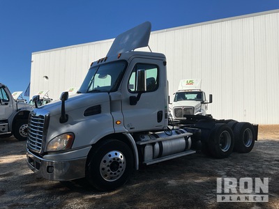 2012 Freightliner CA113 6x4 T/A Day Cab Truck Tractor