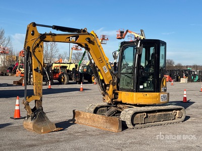 2016 Cat 305E2 CR حفارة صغيرة