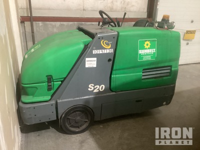 2019 Tennant S20 Ride-On Floor Sweeper