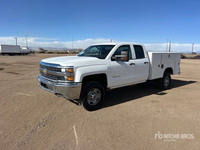 2018 Chevrolet Silverado 2500HD 4x4 Crew Cab Ciężarówka użytkowa