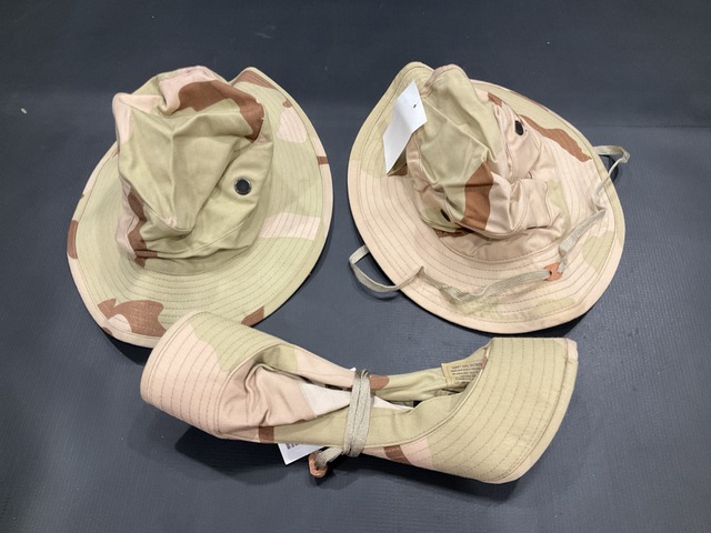 (541) Camouflage Hats