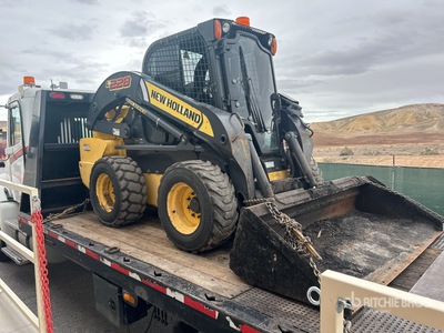 2016 New Holland L228 Minicargadora