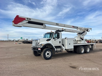 2010 Terex RM-75 75 ft on 2011 International 7400 6x6 Camion de cubo