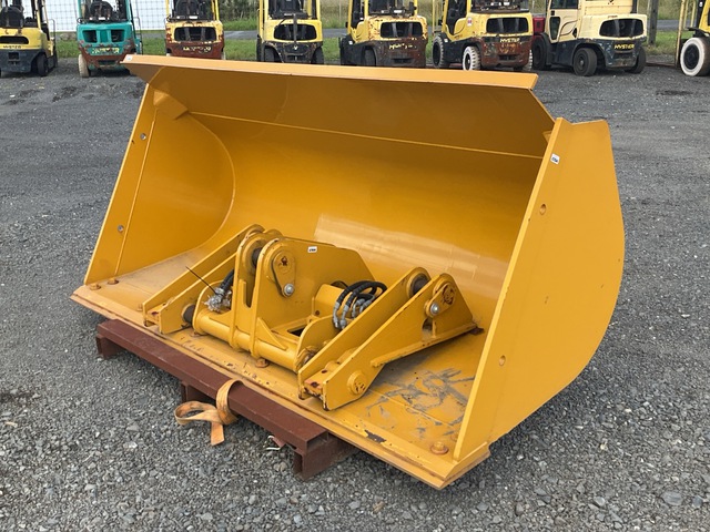 2490 mm General Purpose w/ Hydraulic Quick Hitch Wheel Loader Bucket (Unused) 2490 mm General Purpose w/ Hydraulic Quick Hitch Wheel Loader Bucket (Unused)