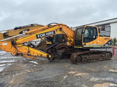 Hyundai Robex 210LC-9 Tracked Excavator