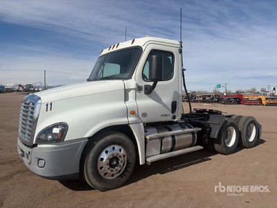 2017 Freightliner Cascadia 125 6x4 T/A Day Cab Truck Tractor