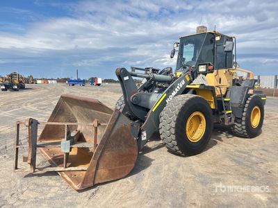 2010 Komatsu WA320PZ-6 Radlader