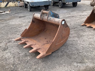 B&W 1215 mm Digging Bucket Fits 15 Ton JCB 150 Emmer