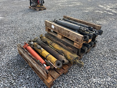 Quantity of (3) Pallets of Hydraulic Cylinders