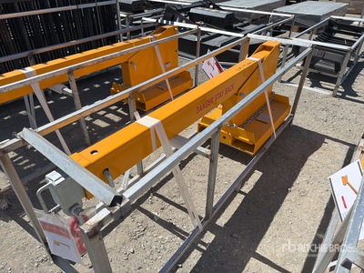 2026 LANDY TJCL45 72 in Forklift Material Handling Arm (Unused)