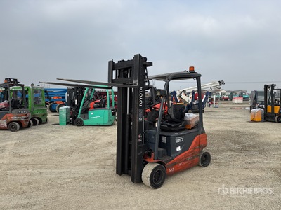 2014 Toyota 8-FBMT-20 Chariot Élévateur Électrique