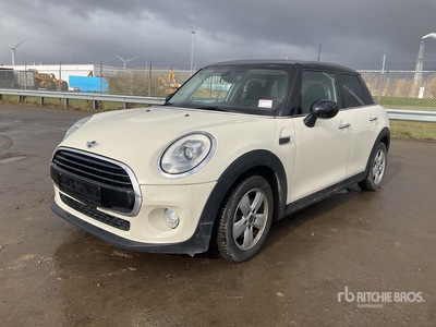 2016 Mini Cooper D Automobile