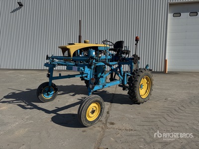 1971 Bobard K45 2WD Enjambeur Tracteur agricole utilitaire